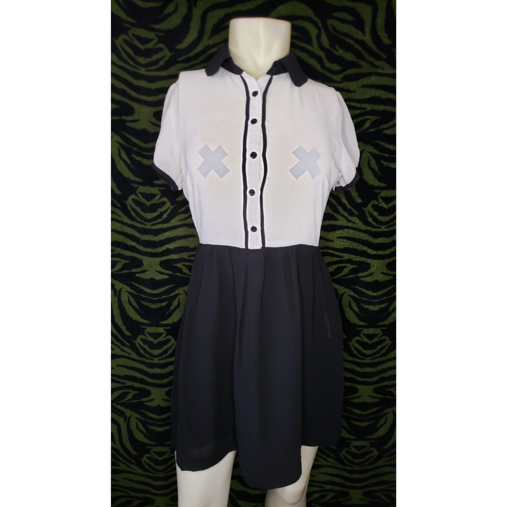 Ivory & black collared button up dress